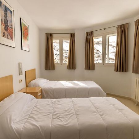 Albergue Inturjoven Sierra Nevada Bagian luar foto