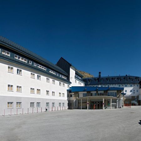 Albergue Inturjoven Sierra Nevada Bagian luar foto