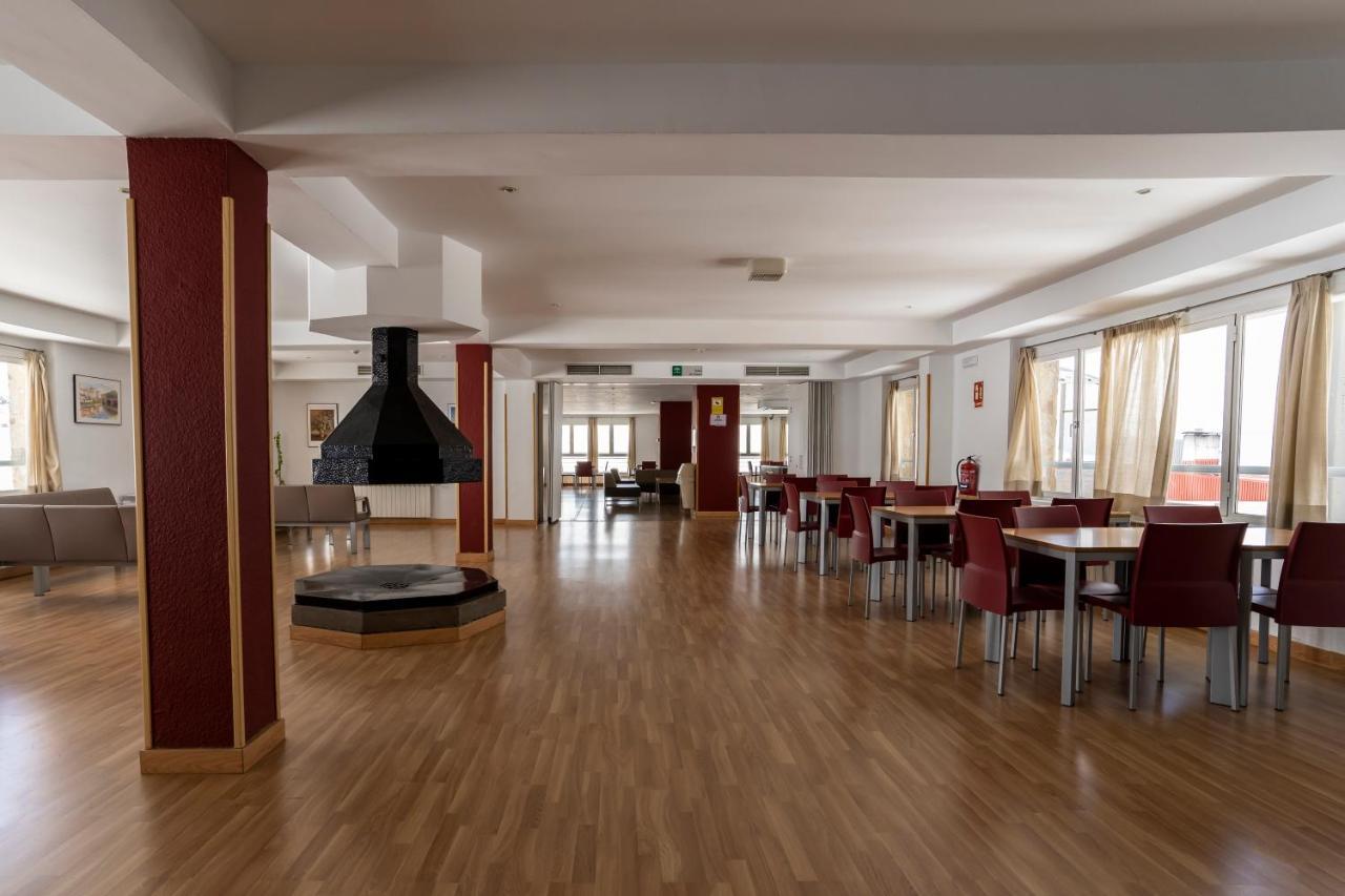 Albergue Inturjoven Sierra Nevada Bagian luar foto
