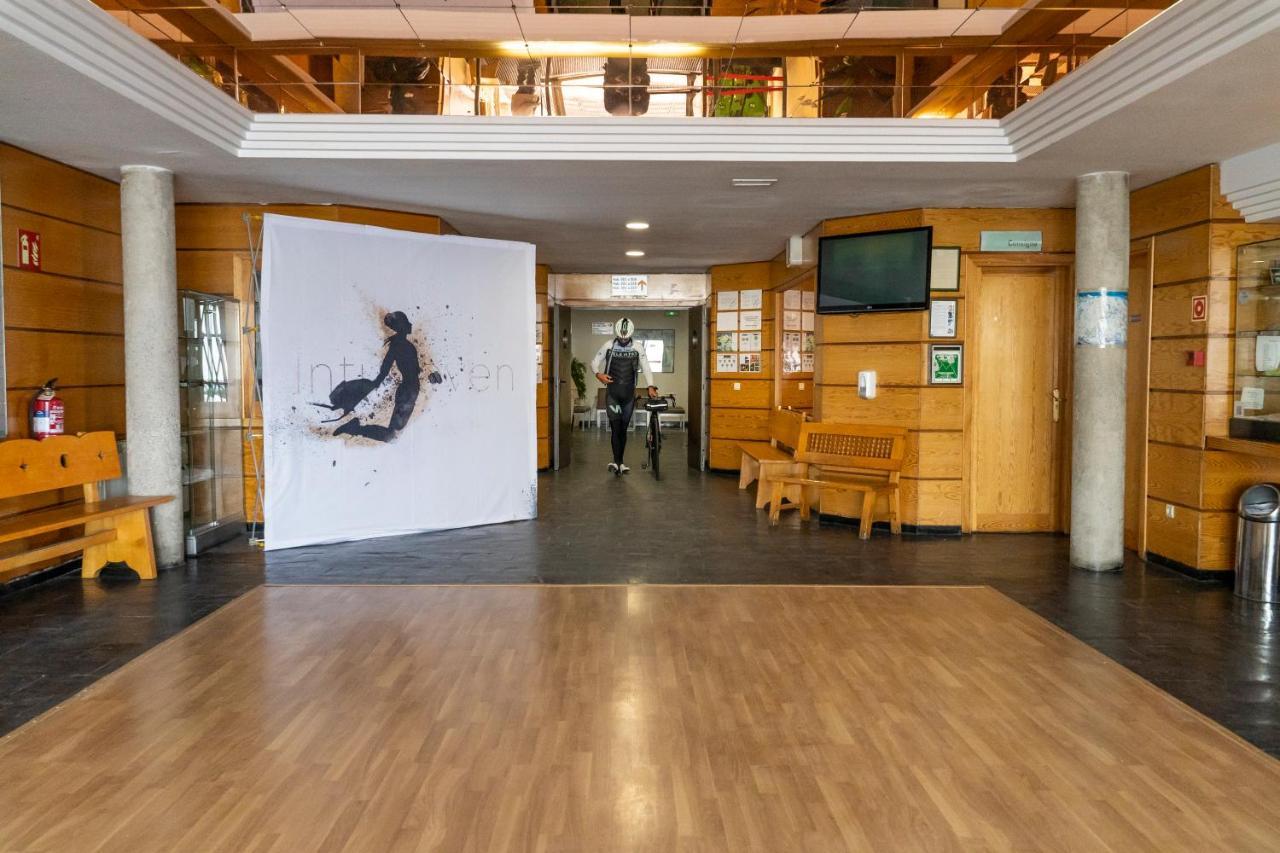 Albergue Inturjoven Sierra Nevada Bagian luar foto