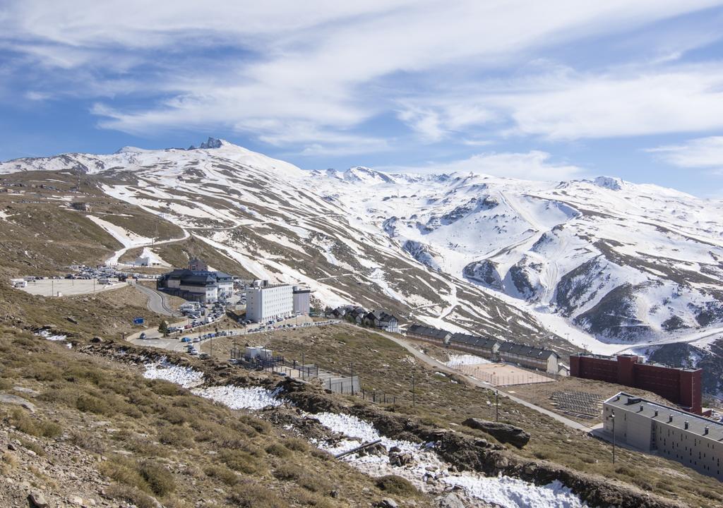 Albergue Inturjoven Sierra Nevada Bagian luar foto
